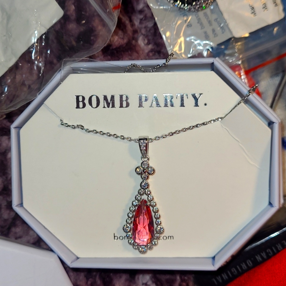 Rhodium plated pink tourmaline Necklace!